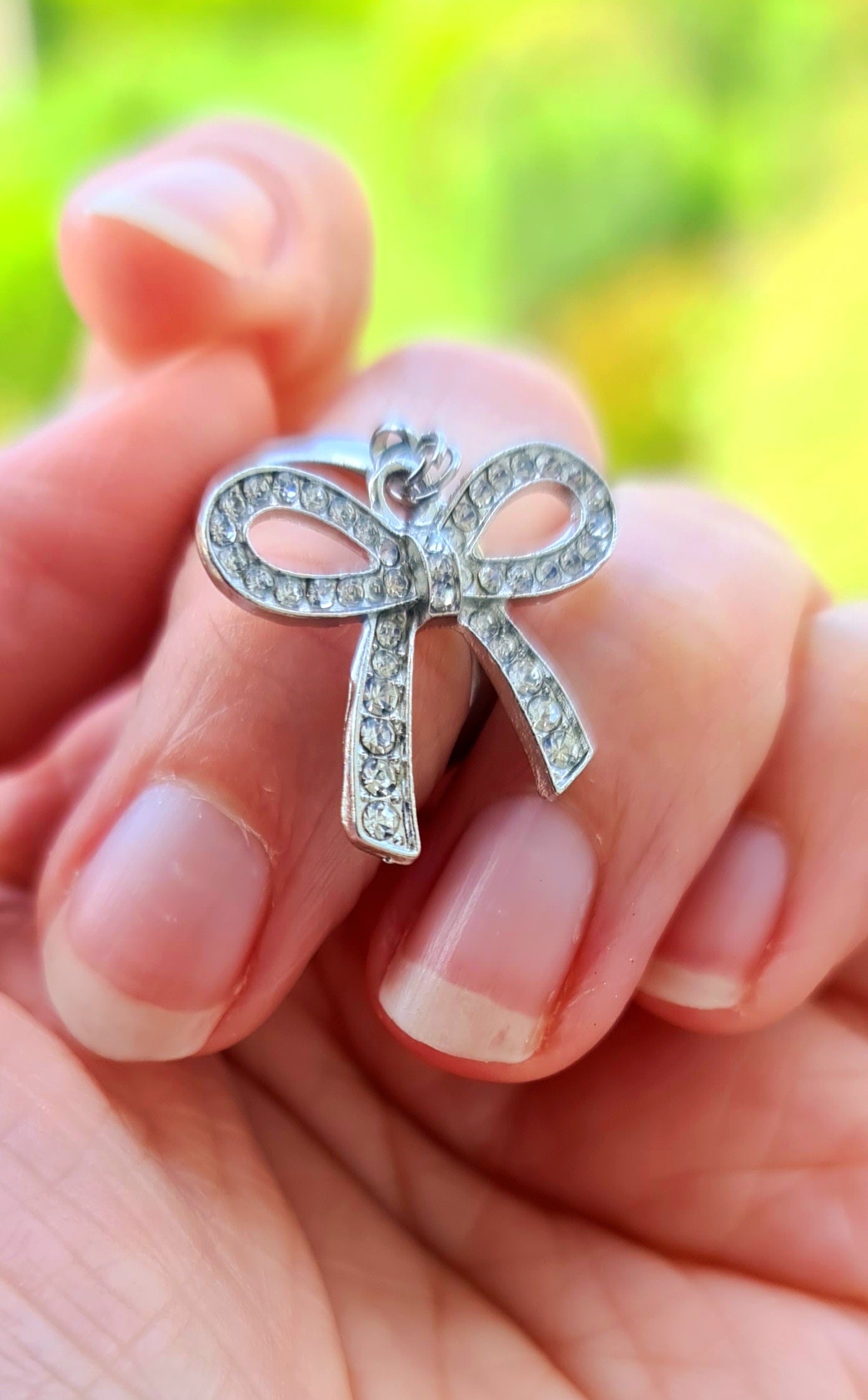Anello fiocco con strass