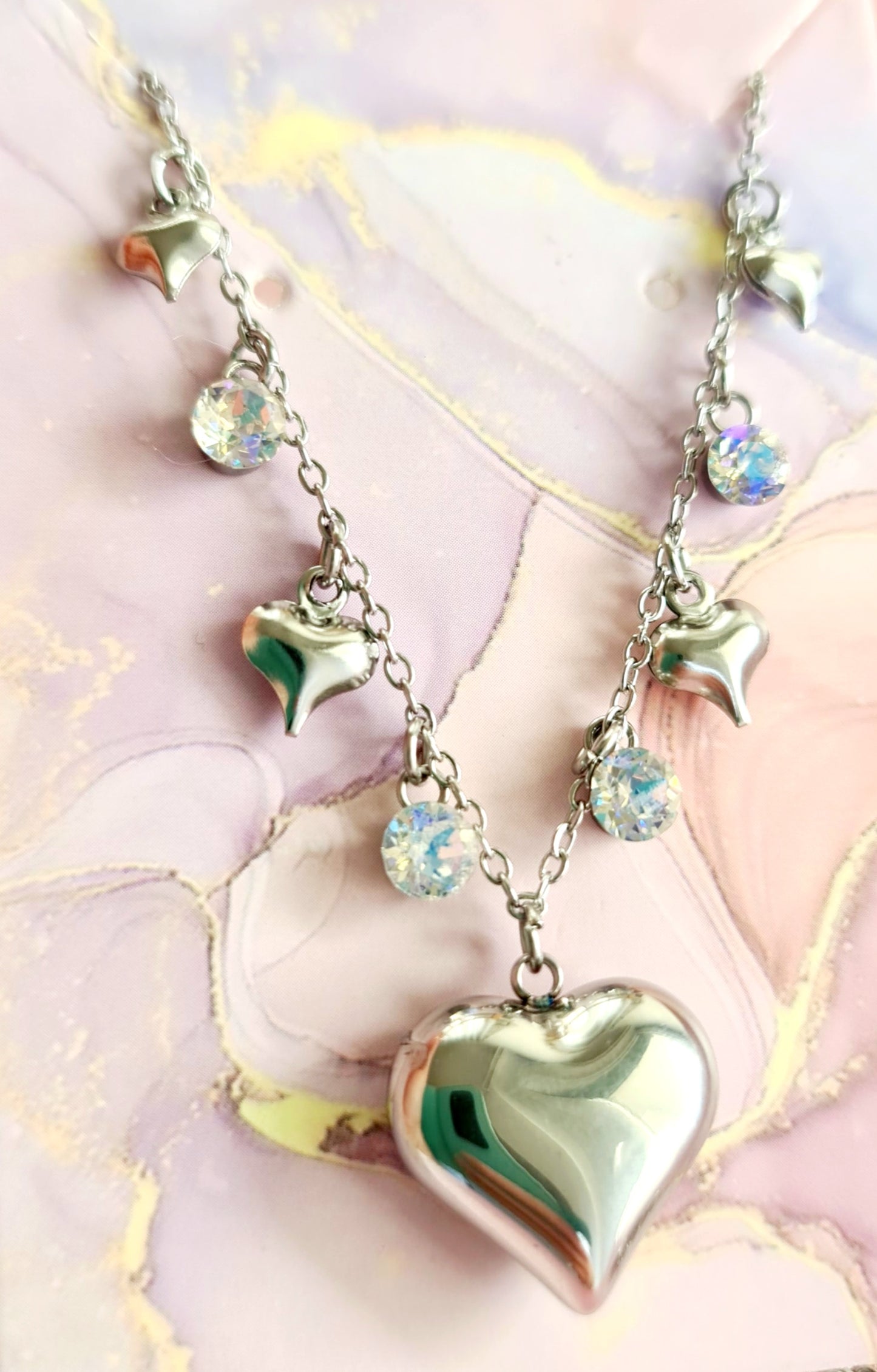 Collana cuori e cristalli