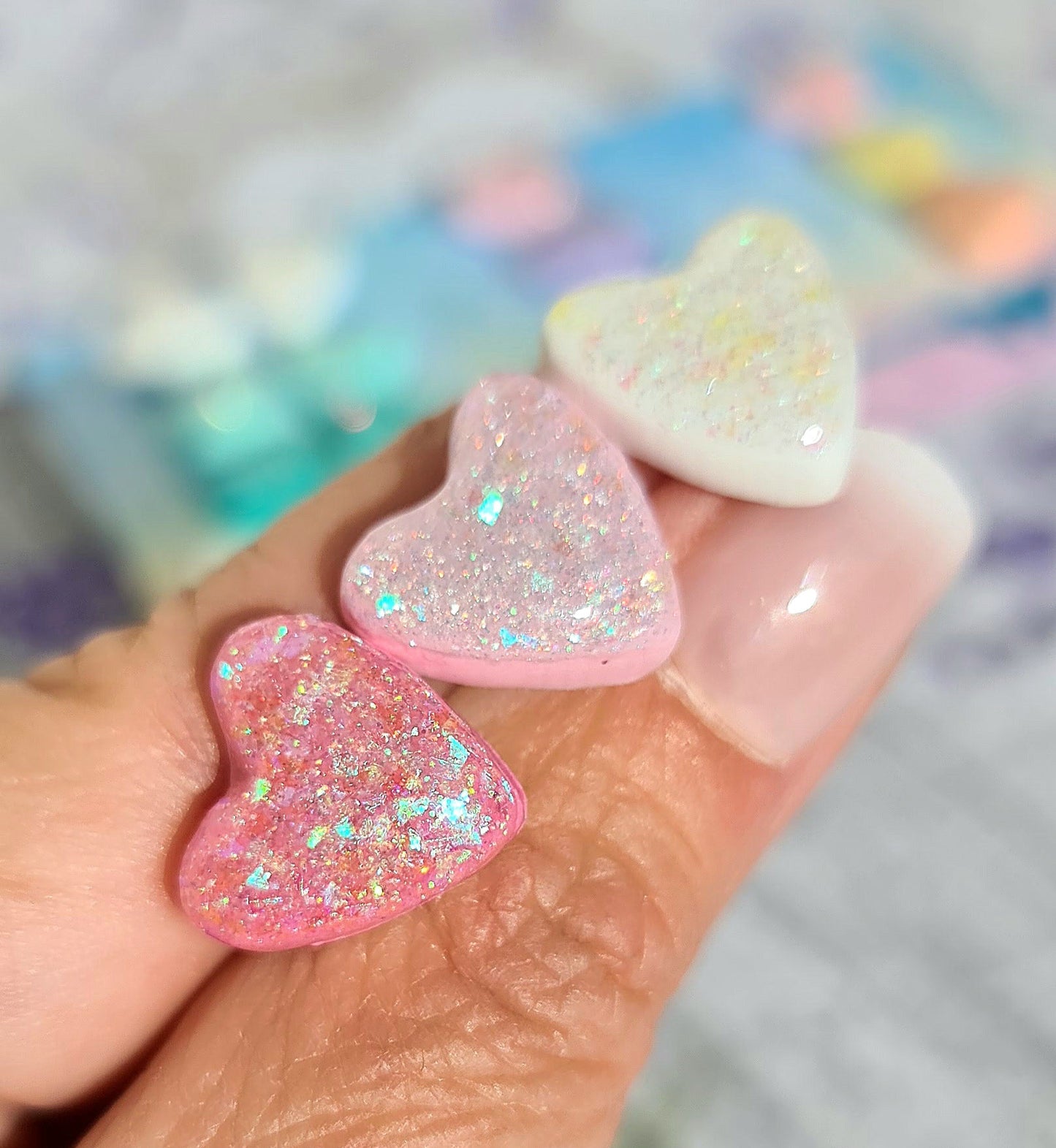 Set Orecchini Cuore Glitterati Brillanti al Sole – Orecchini Artigianali in Argilla Polimerica e Resina, Set da 3 Paia in varie sfumature di rosa