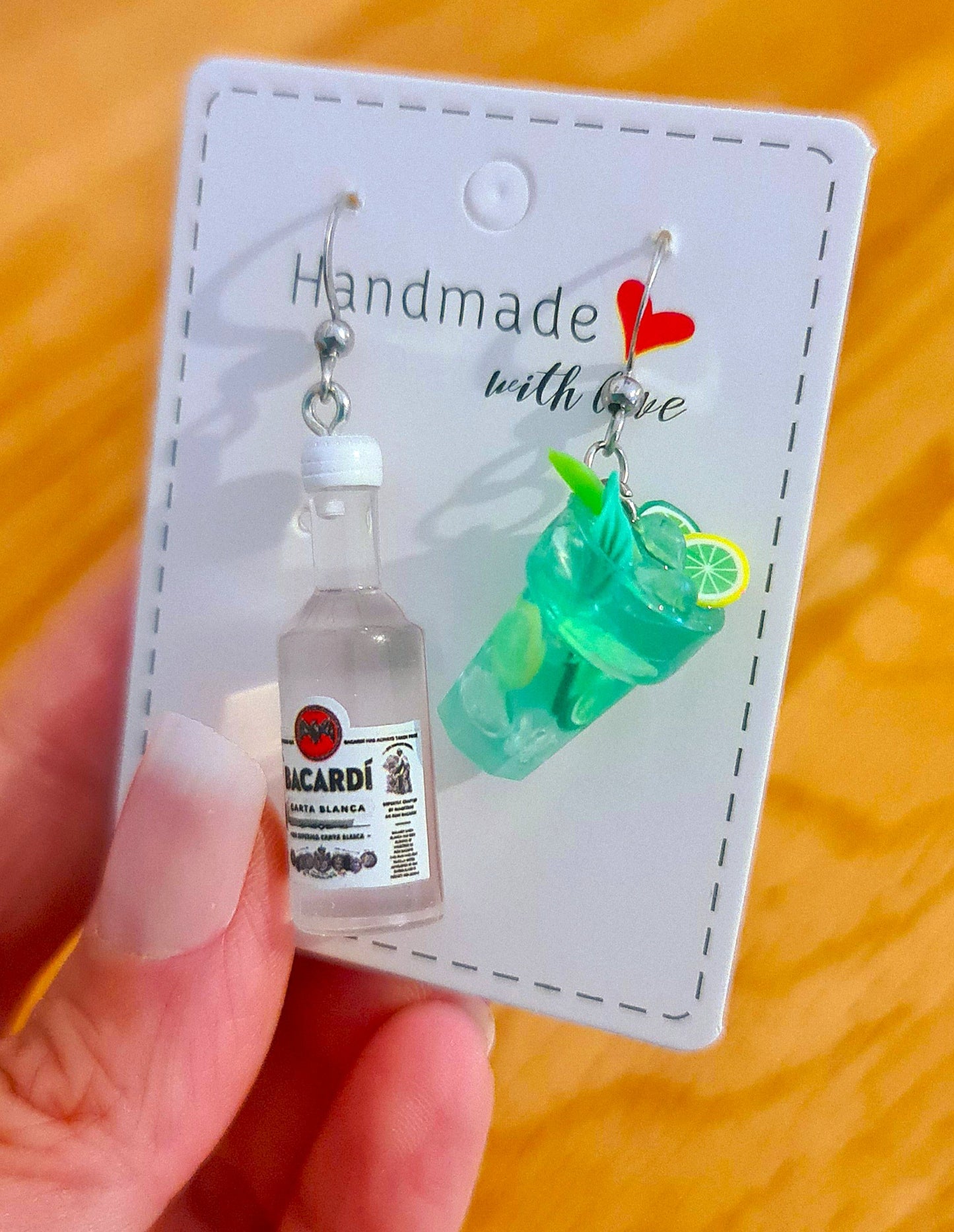 Orecchini Mojito Miniatura Fatti a Mano – Lime e Menta – Gioielli Originali Artigianali