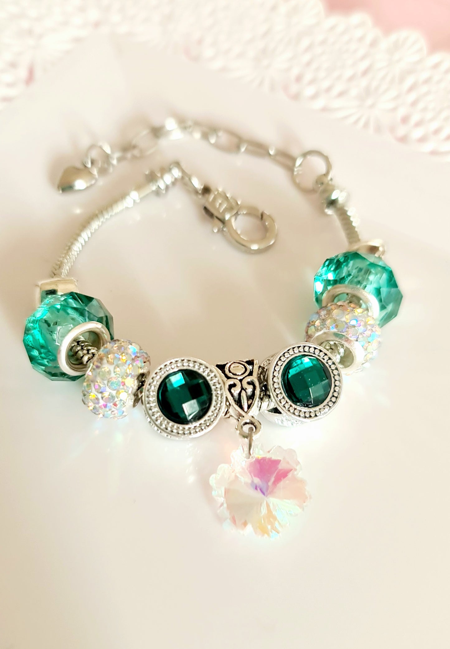 Bracciale con catena a serpente con charm fiocco di neve