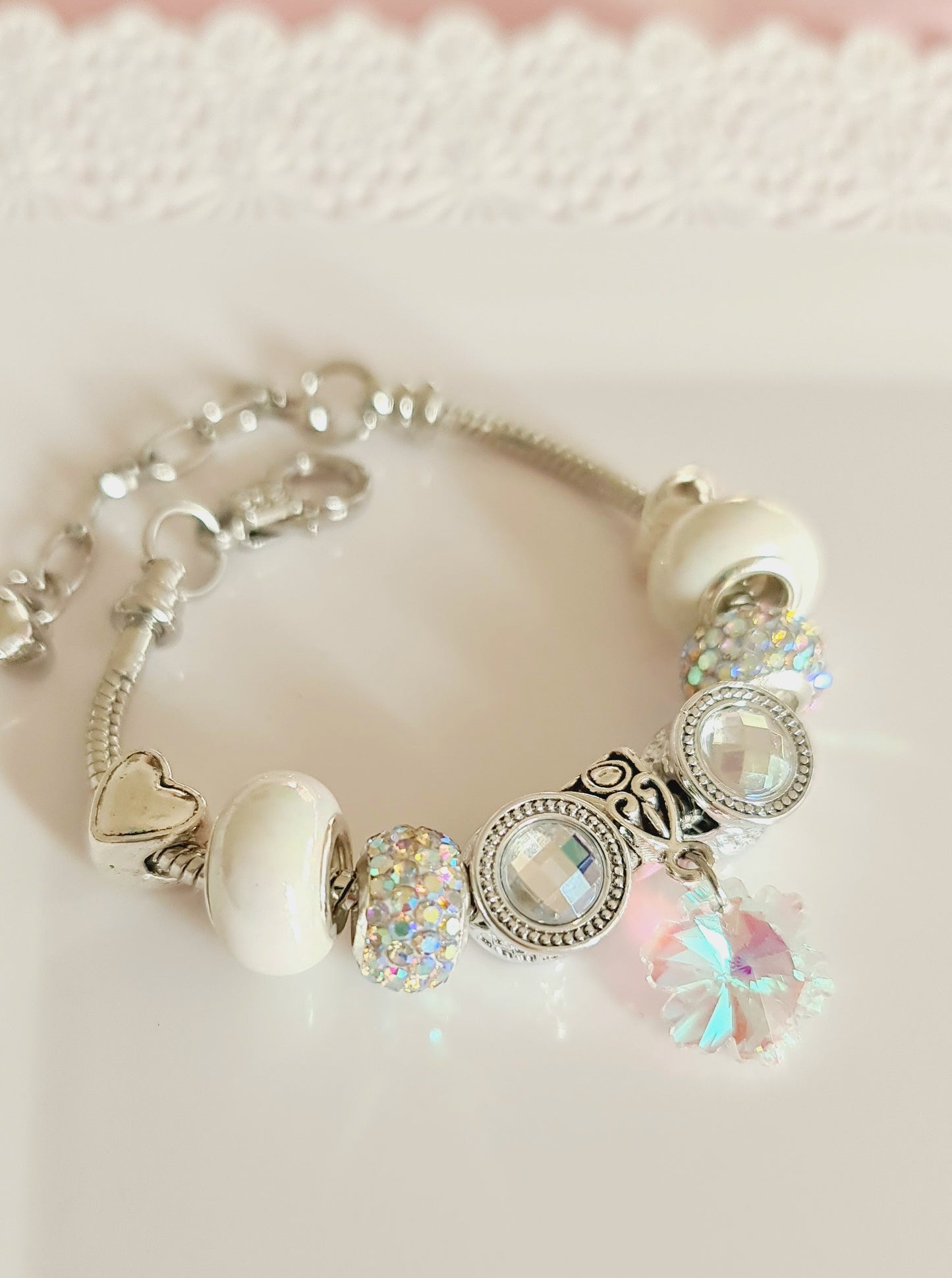 Bracciale con catena a serpente con charm fiocco di neve