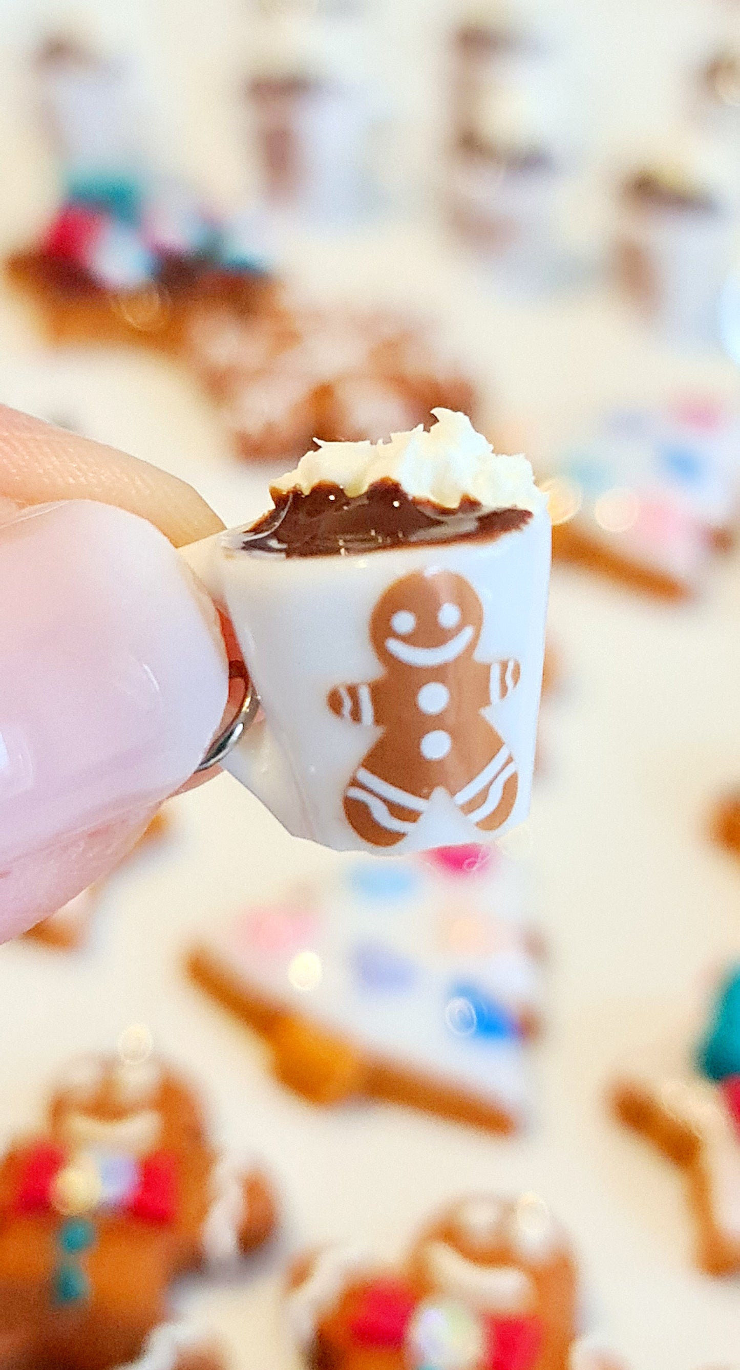 Orecchini natalizi omino pan di zenzero e cioccolata calda