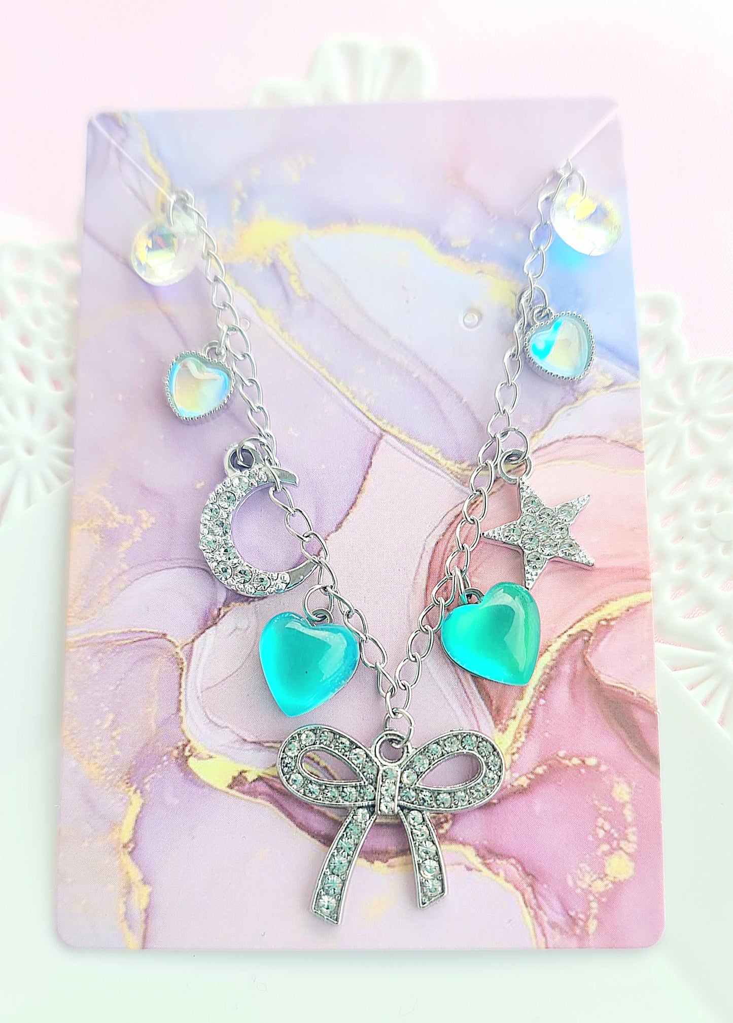 Bracciale con fiocco e cuori verde acqua