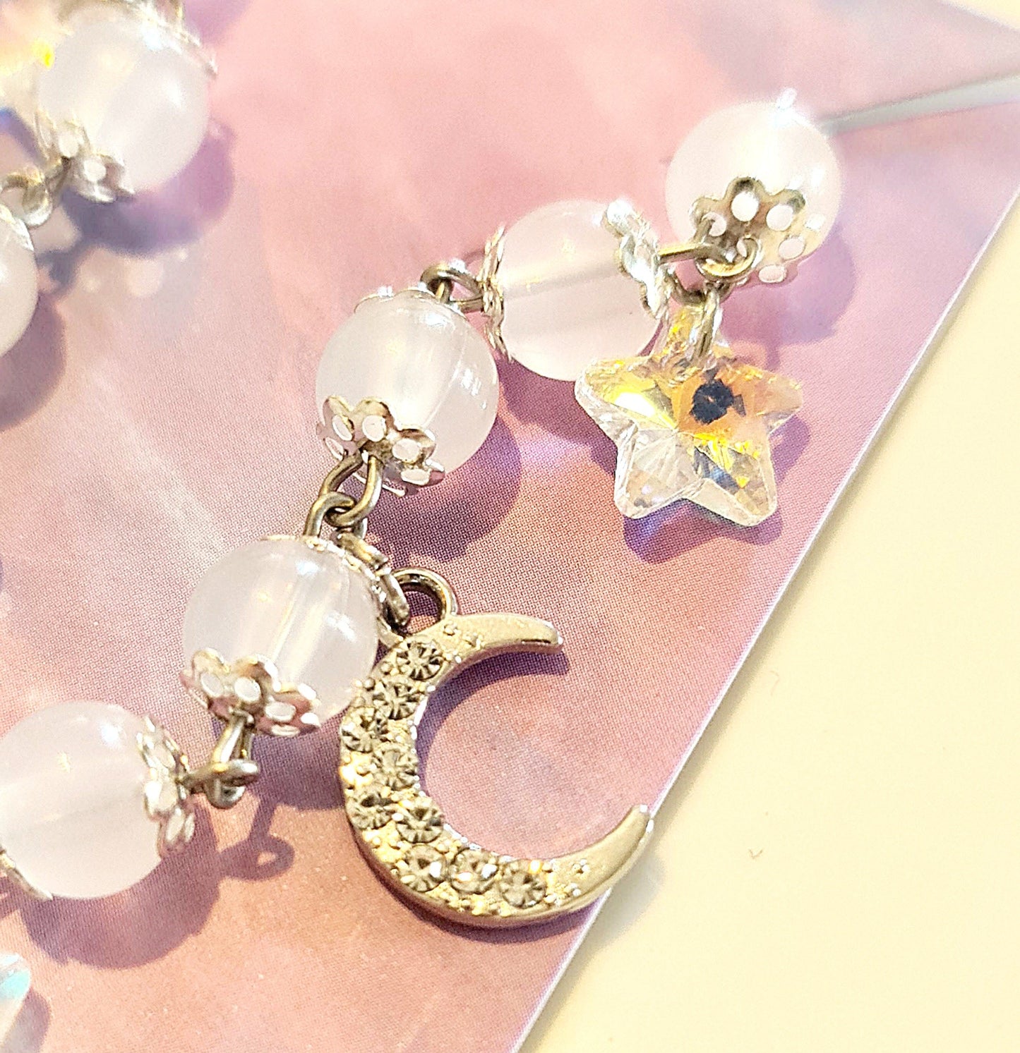 Bracciale che Cambia Colore al Sole con Stelle e Luna – Bracciale Viola e Fucsia per l'estate