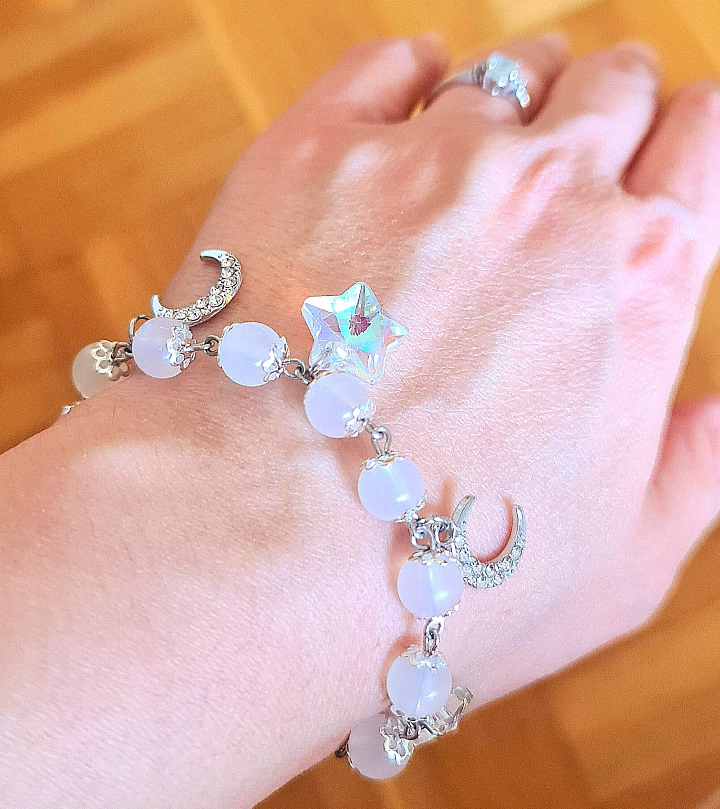 Bracciale che Cambia Colore al Sole con Stelle e Luna – Bracciale Viola e Fucsia per l'estate