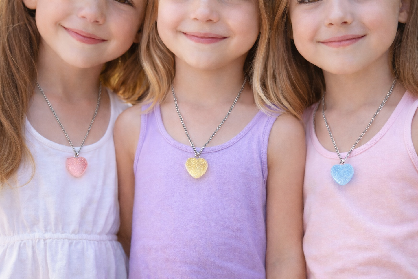 Collane con finte caramelle gommose a forma di cuore – Idee regalo carine per bambine e per le piccole invitate ad una festa di compleanno (Copia)