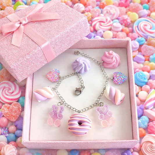 Bracciali con finti dolcetti rosa e lilla
